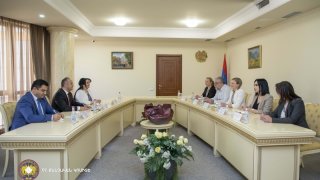 Քննչական կոմիտեում քննարկվել են ԱՄՆ դեսպանատան Թմրամիջոցների դեմ պայքարի և իրավական համագործակցության գրասենյակի հետ գործակցության արդյունքներն ու հեռանկարները (լուսանկարներ)